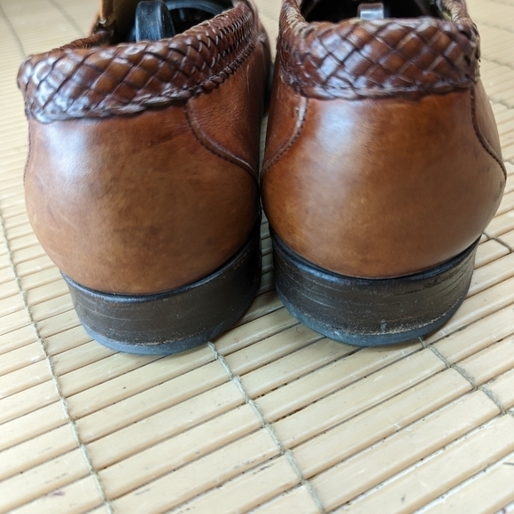 Allen Edmonds Leather Loafer Tasseled \